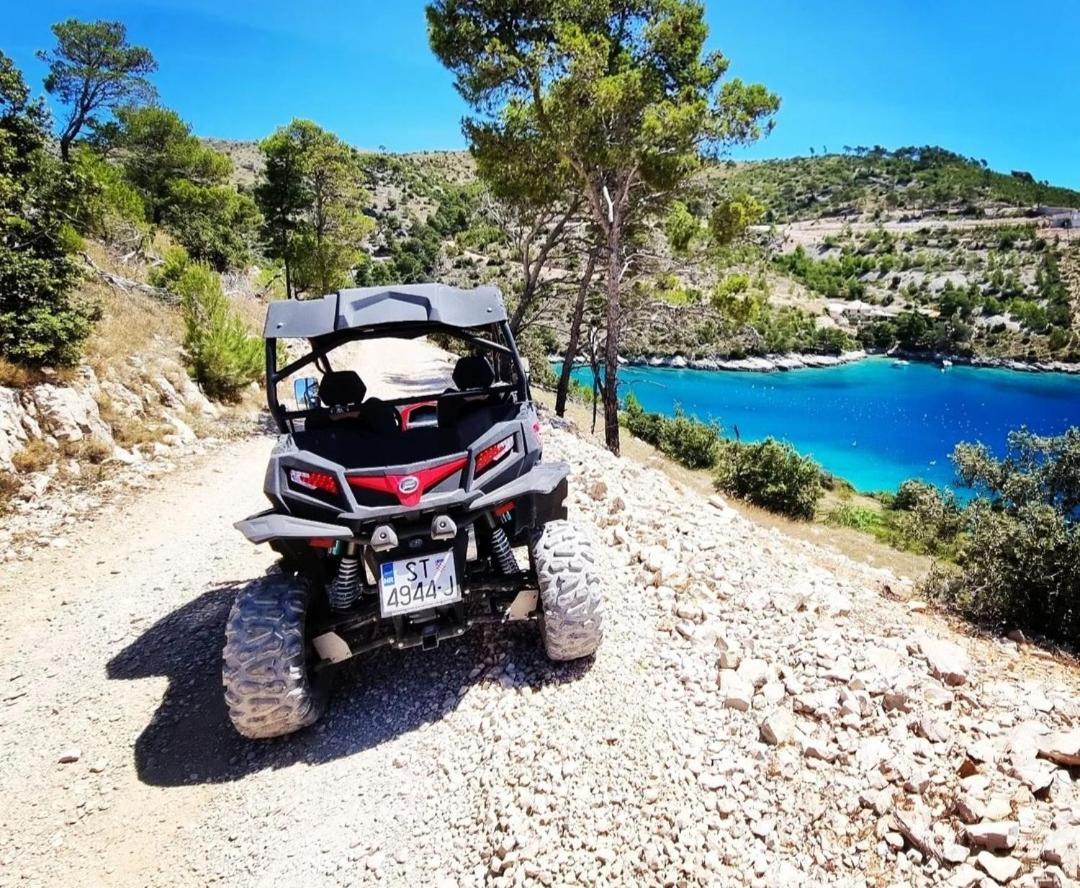 Apartments4You Supetar-The Best And Most Popular Apartments For Discovering The Island - Free Parking - 200 Meters From The Beach Екстер'єр фото
