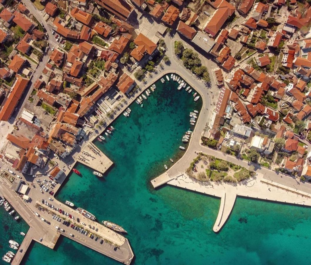 Apartments4You Supetar-The Best And Most Popular Apartments For Discovering The Island - Free Parking - 200 Meters From The Beach Екстер'єр фото
